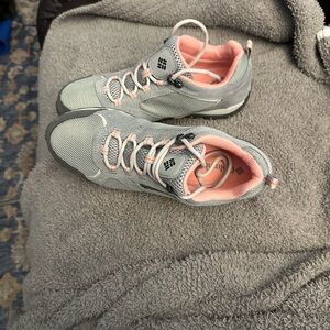 Colombia Access II hiking shoes